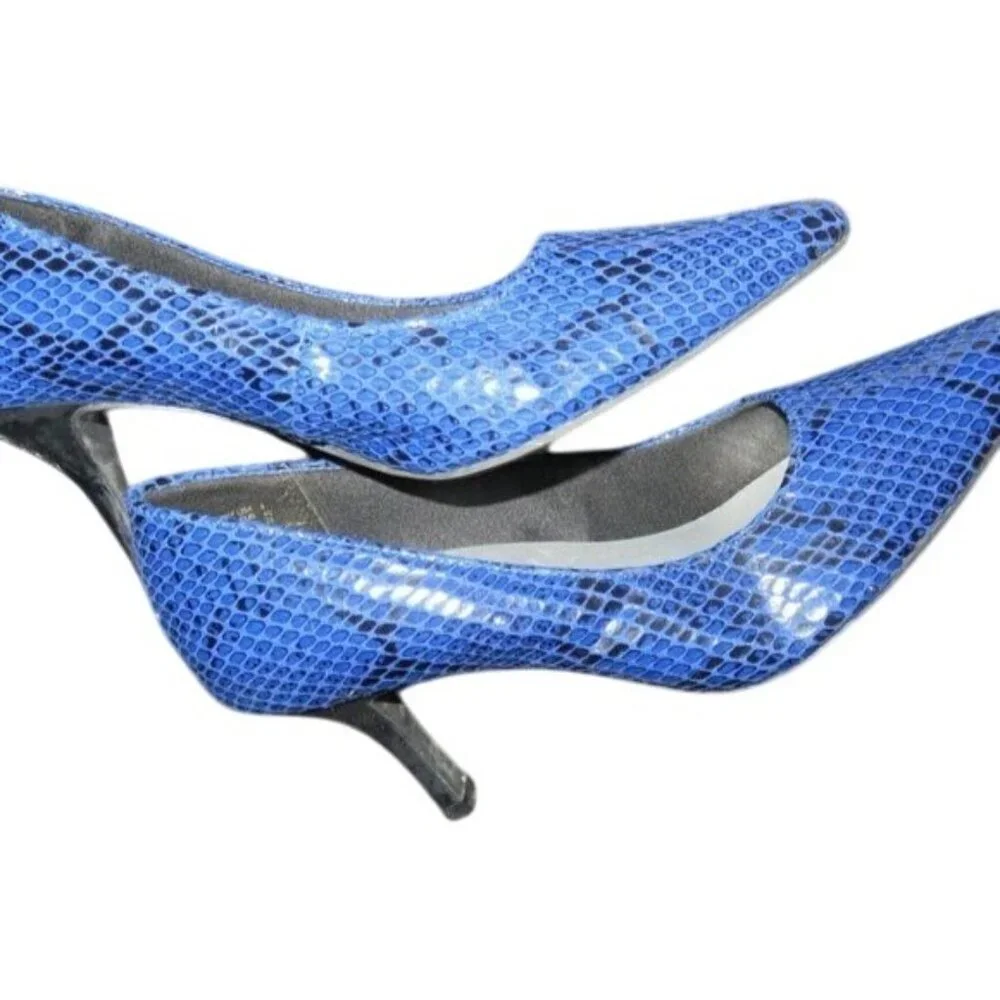 Christian Siriano Gorgeous Blue Python Snakeskin Embossed Italian Leather Pumps
